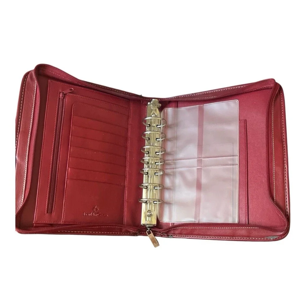 Franklin Covey Red Medium Zip Around 7 Ring Planner Binder Organizer 10x8